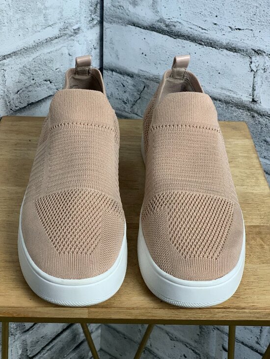 Steve Madden Shoes - Steve Madden Shoes Women's 9.5 M Pink Woven Slip On Mesh Casual Comfort Sneakers